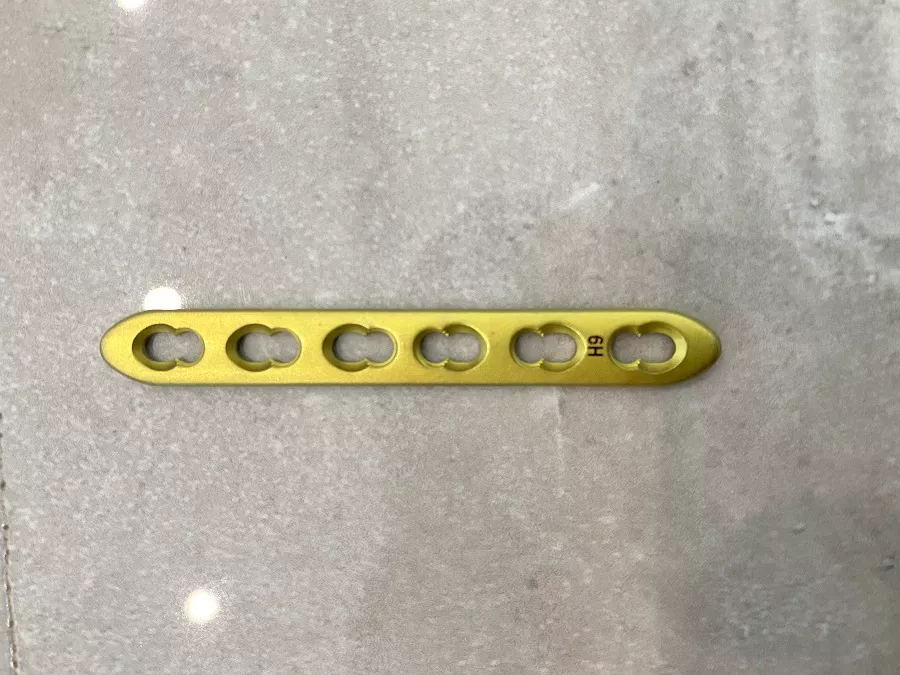 MINI PLACA DE BLOQUEO RECTA 2,7 MM