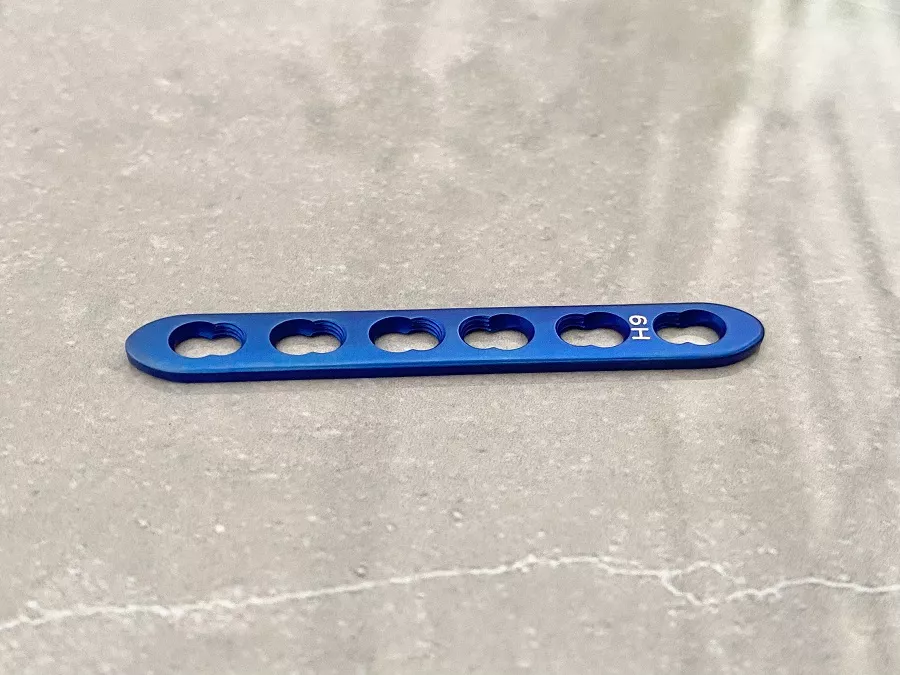 Mini placa de bloqueo de 2,4 mm